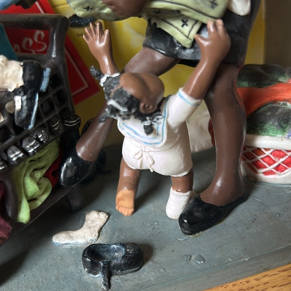 Annie Lee Collectible “Spin Cycle” - Picture 7 of 13